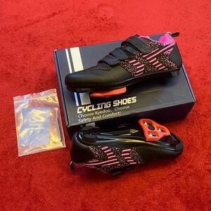 Women's Pink & Black Cycling Shoes - Athletic Road Bike Shoes